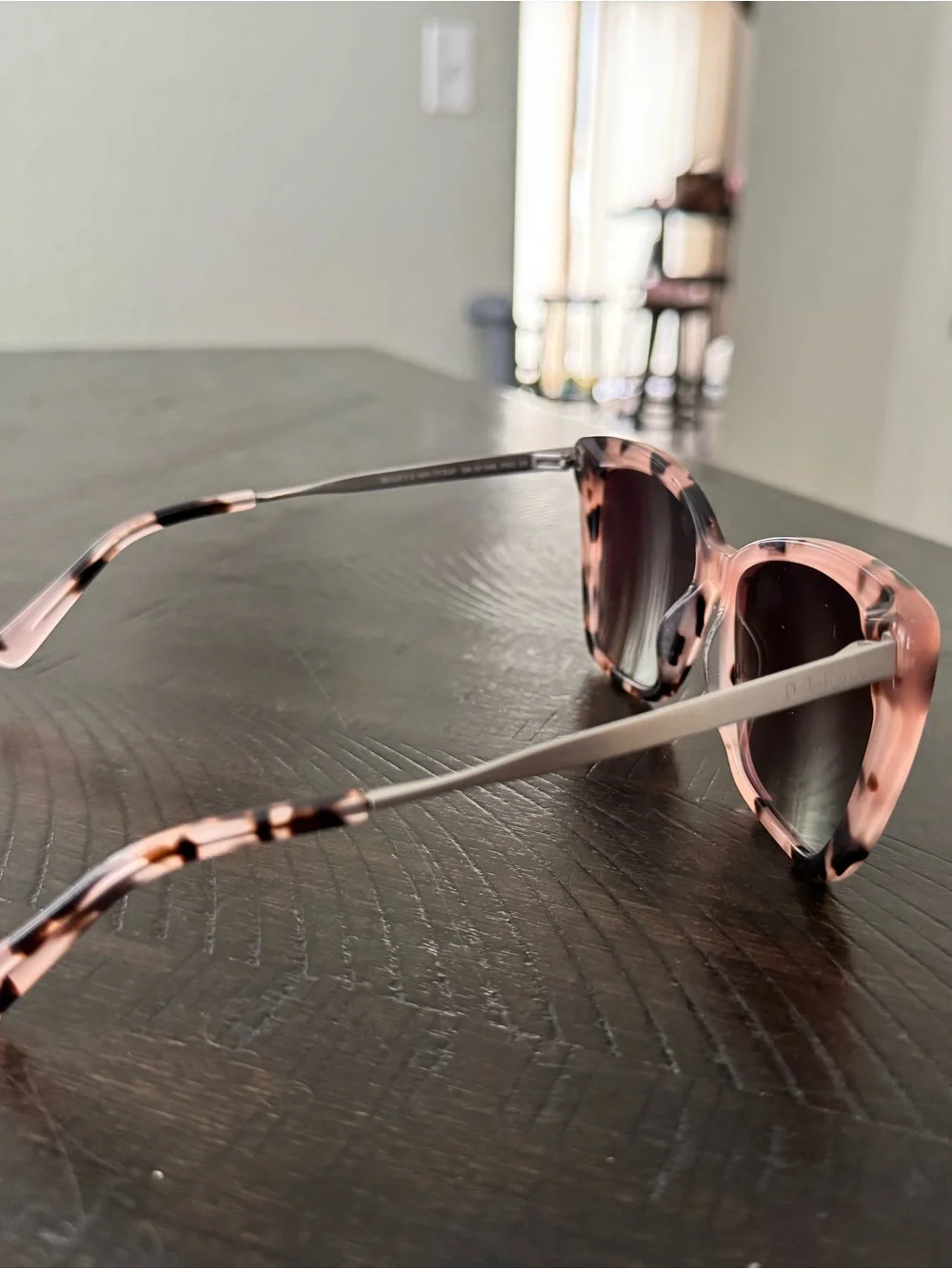 Diff Becky II Eyewear Pink Tortoise Sunglasses with Gold Mirrors
